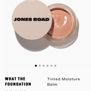 Jones Road What The Foundation in Light